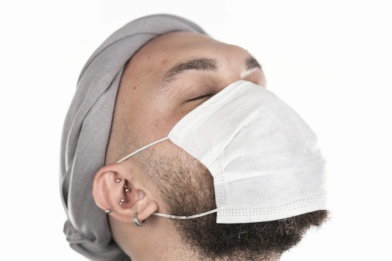 China Factory wholesale Meltblown Filter For Face Mask - Melt-blown Nonwoven – Deyi Manufacturer and Supplier | DEYI